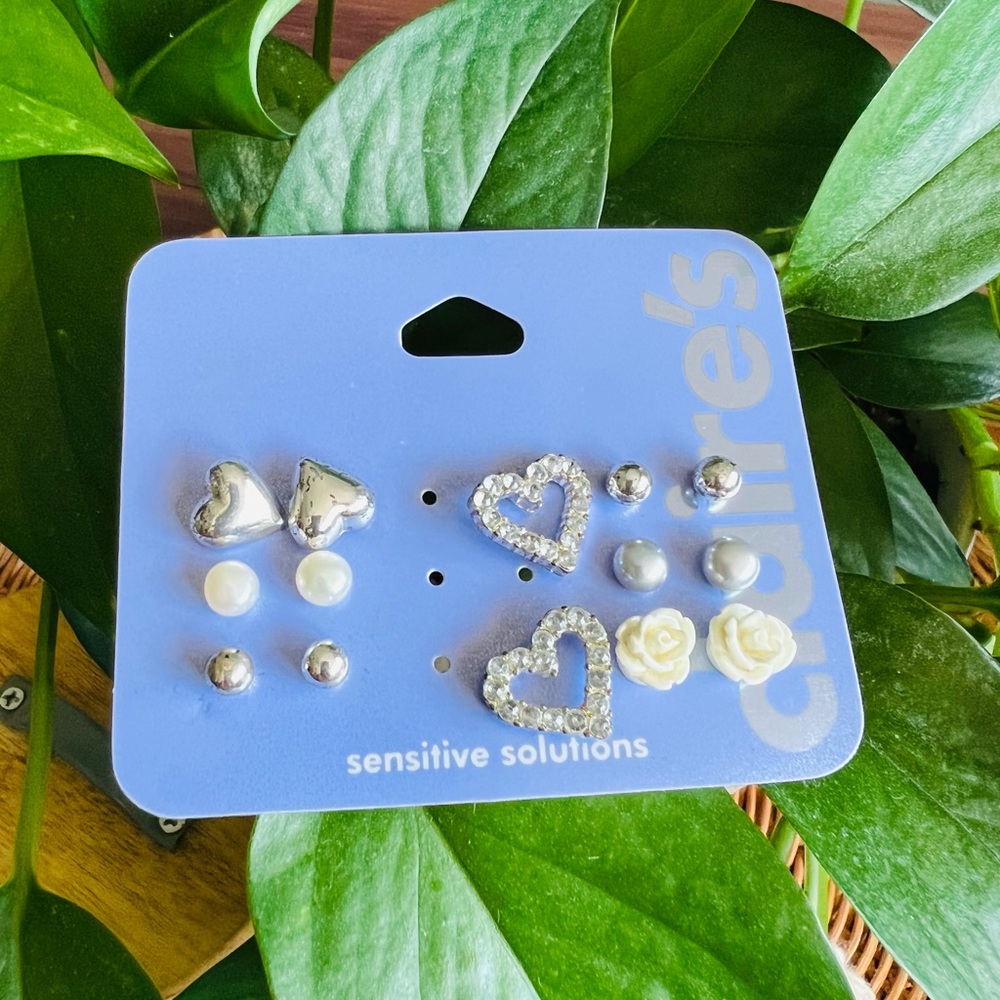 Claire’s Earring Set
